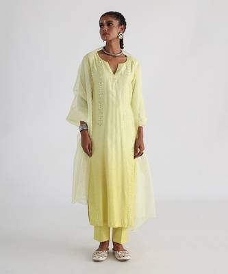 Yellow zarina kurta set 1