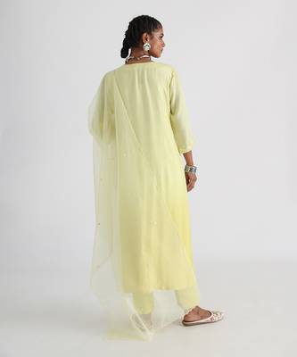 Yellow zarina kurta set 2