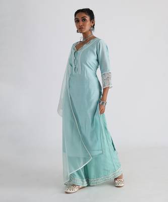 Green nura kurta set 2