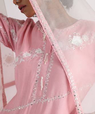 Pink naayab kurta set 2