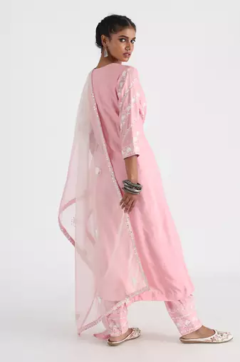 Pink naayab kurta set