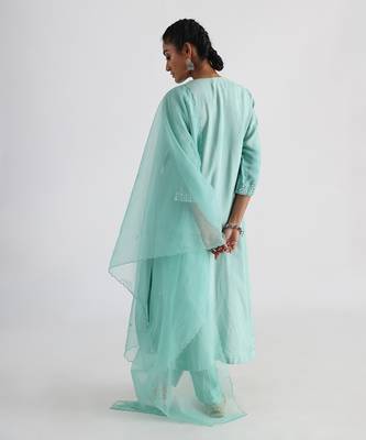 Green nadine kurta set 4