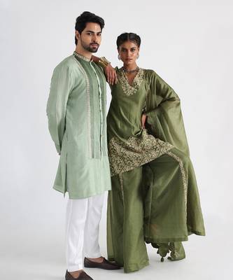 Green pintuck kurta jacket 5