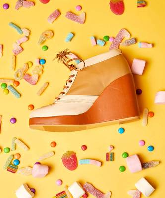 Brown nougat wedge 4