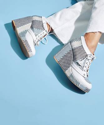 White cool mint wedge 1