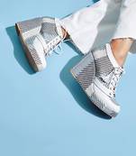 White cool mint wedge