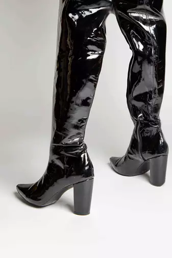 Black high knee patent boots