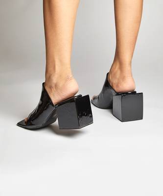 Black square block heels 2