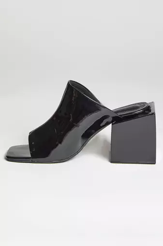 Black square block heels