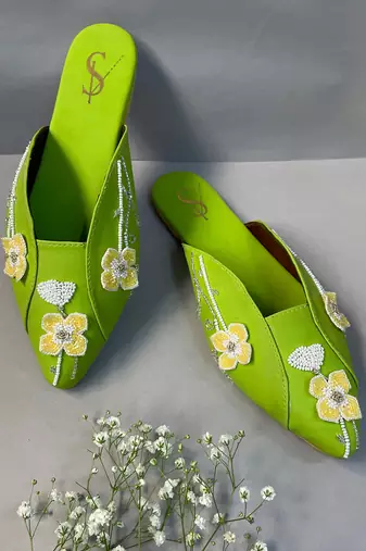 Green 3d flower pop up flats