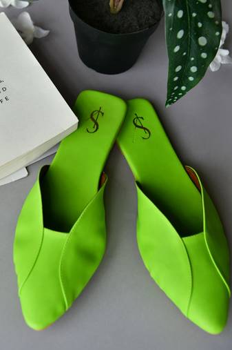Green pop-up green flats