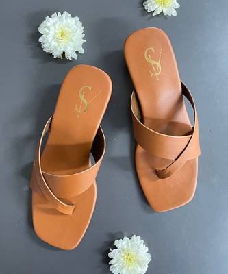 Tan sqaure heels 1