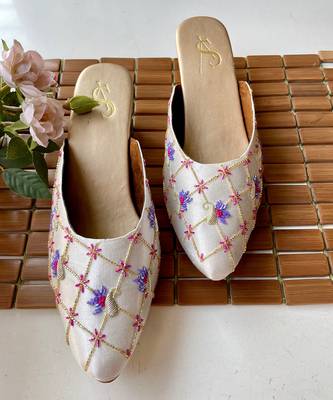 Silver kairi mules 2