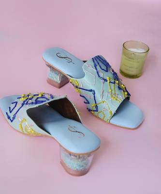 Blue geometrical glitter acrylic heel 2