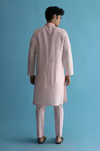 Auretta pink kurta set