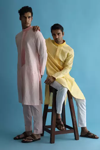 Auretta pink kurta set