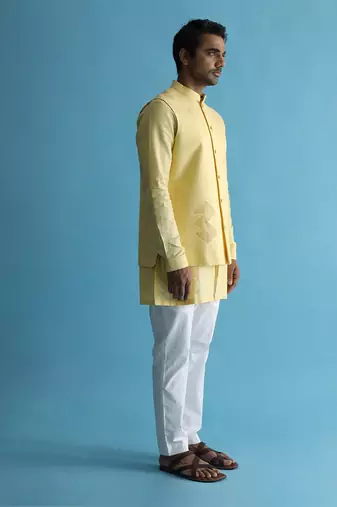 Oriana yellow jacket