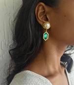 Emerald cavi drop earrings
