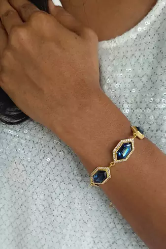 Sapphire cavi tennis bracelet