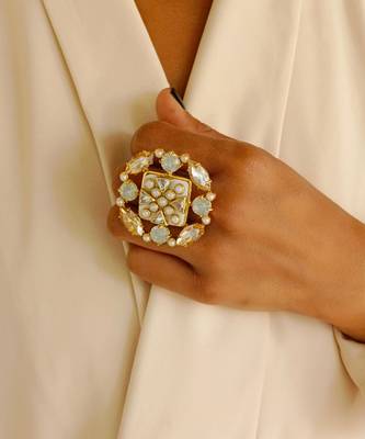Gold suhaaya mini ring 2