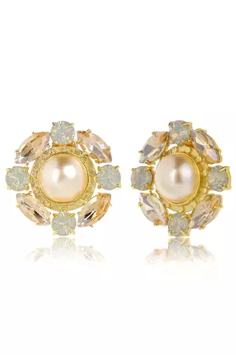 Gold sangria studs