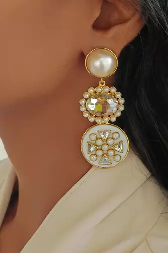Gold sanah danglers