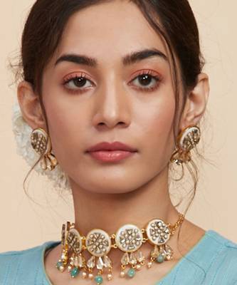 Emerald ruheen choker set 3