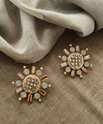 gold rubaina kundan stud earrings for women 2