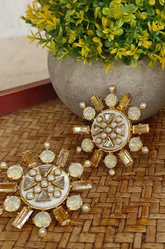 gold rubaina kundan stud earrings for women