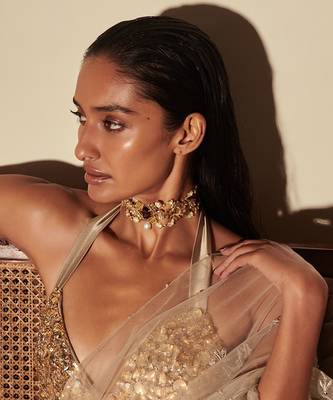Gold charlotte choker 1