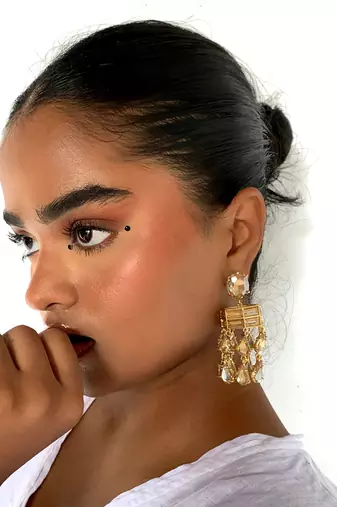 Gold chandelier drop earrings