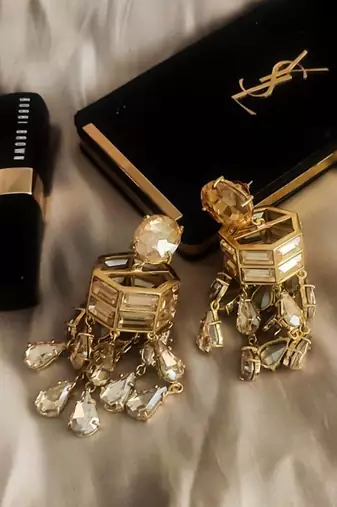 Gold chandelier drop earrings