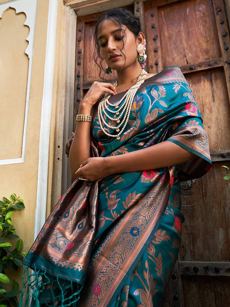Janasya rashmika x saji saheli - women's teal green banarasi silk woven floral design saree with unstitched blouse piece