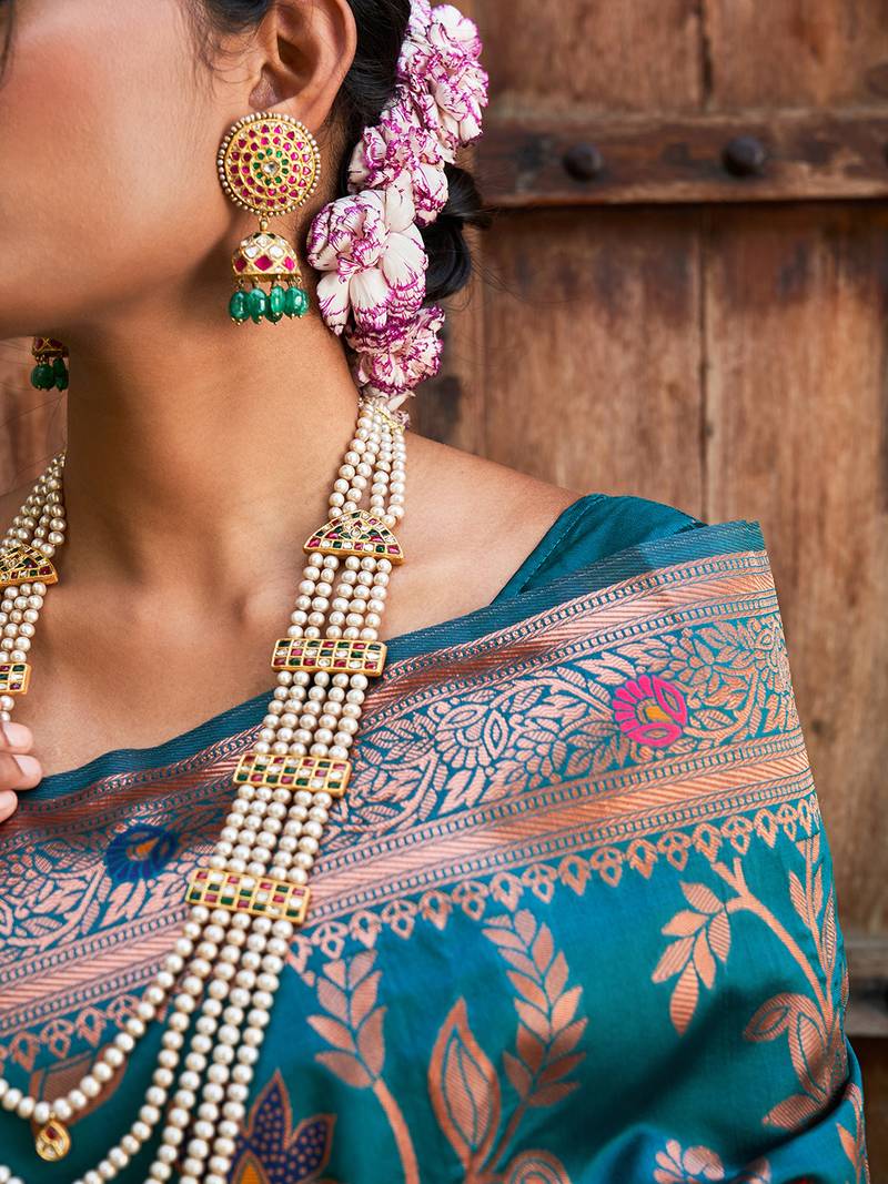Janasya rashmika x saji saheli - women's teal green banarasi silk woven floral design saree with unstitched blouse piece