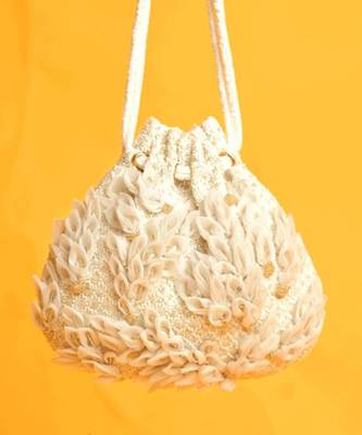 White sands velvet potli bag 1