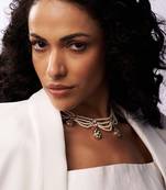 Waves of pearl necklace