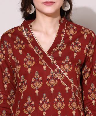 Anushil women cotton cambric v neck 3/4th sleeves printed kurti with golden lace work 2