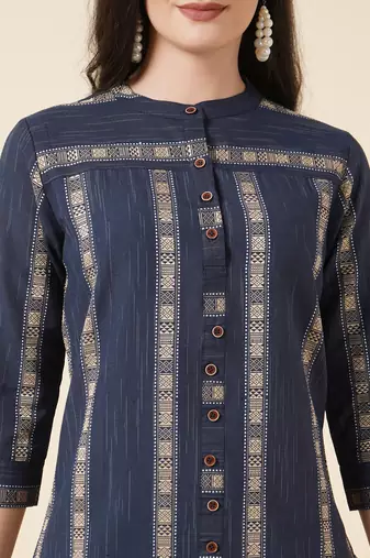 Anushil cotton checkered mandarin collar 3/4th sleeves straight kurta with pant set (colour - blue)