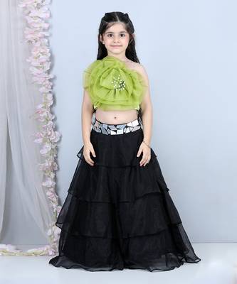 Black flower detailing lehenga set 1