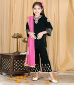 Black velvet embroidered kurta set