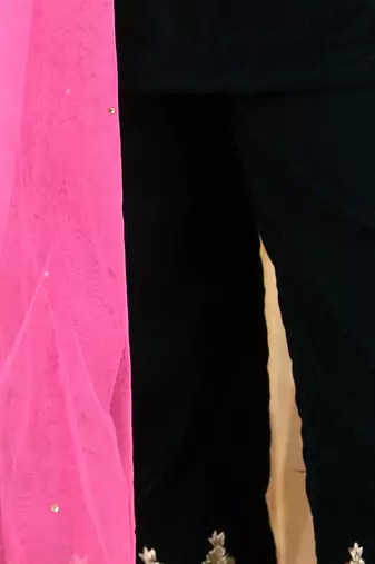 Black velvet embroidered kurta set