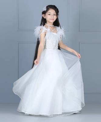 White furr detailing gown 2