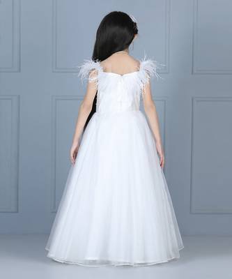 White furr detailing gown 5