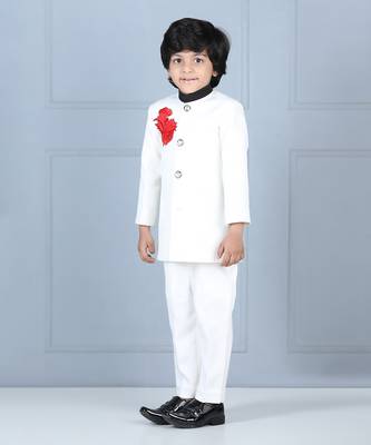 White flower motif achkan set 3