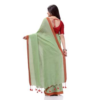 Green Woven Cotton Saree Without Blouse 3