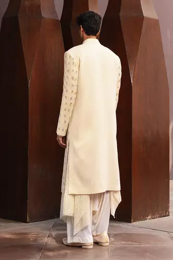 Off white curie sherwani