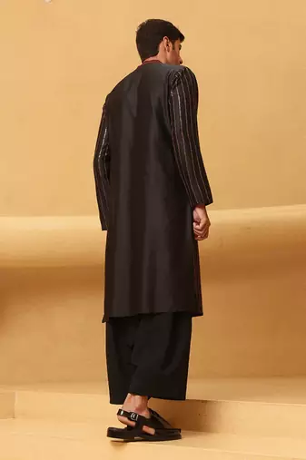 Black thor straight line kurta
