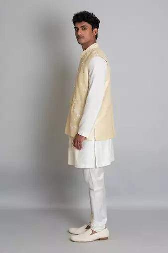 Pista green raw silk bandi
