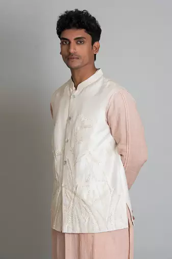 Off white raw silk bandi