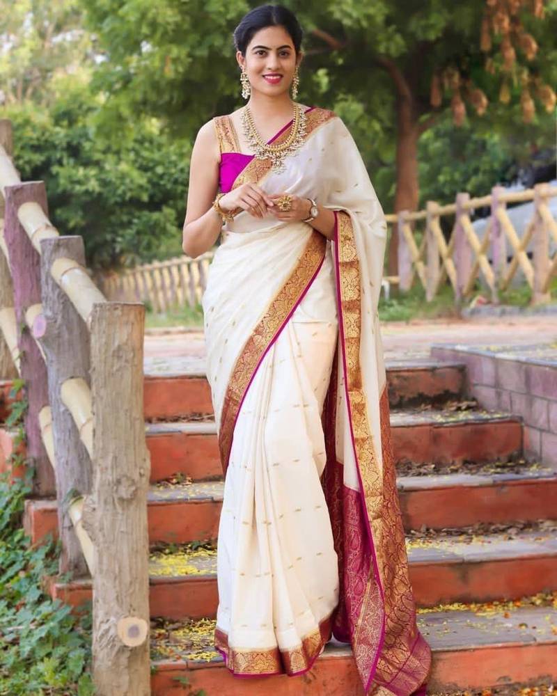White Banarasi Silk Saree With Blouse Piece